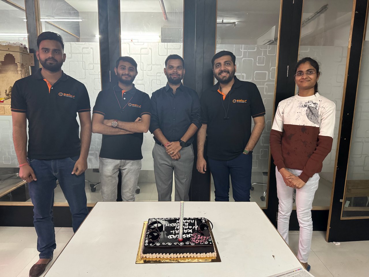 birthaday_with_five_peaople 